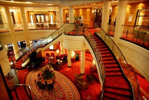 The jaw dropping Grand Lobby on the Cunard Queen Mary 2