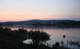 <strong>&nbsp;#WEP/IWSG August Challenge – Moonlight&nbsp;Sonata</strong>